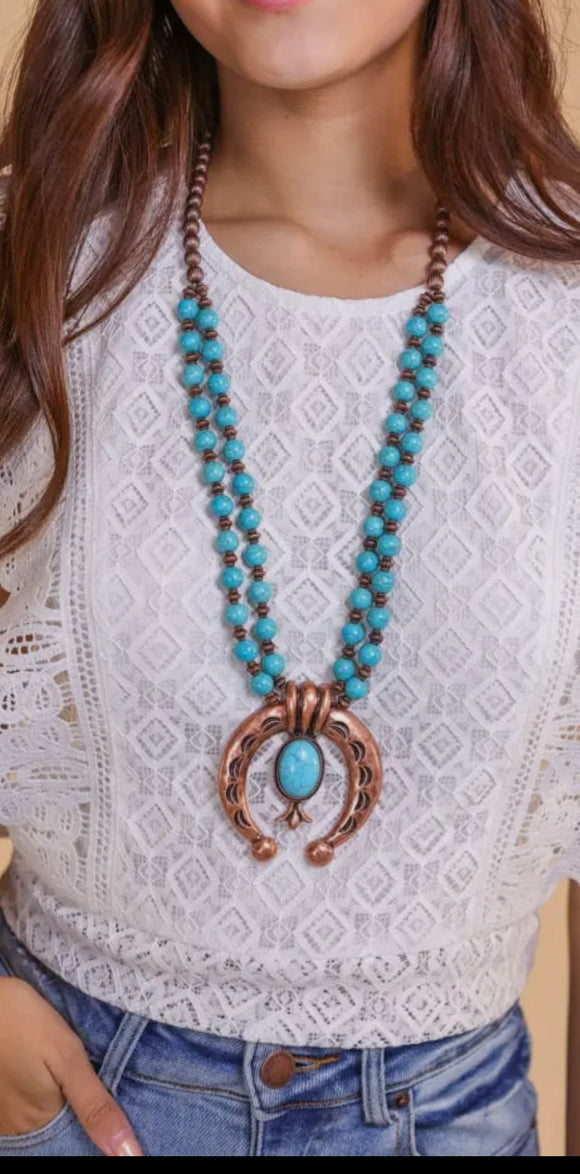Horseshoe Necklace